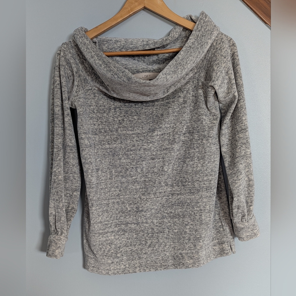 LOFT Heather Gray Cowl Neck Sweater - Women's XS